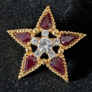 Vintage Monet Red Ruby Gold Tone Clear Stones Star Brooch